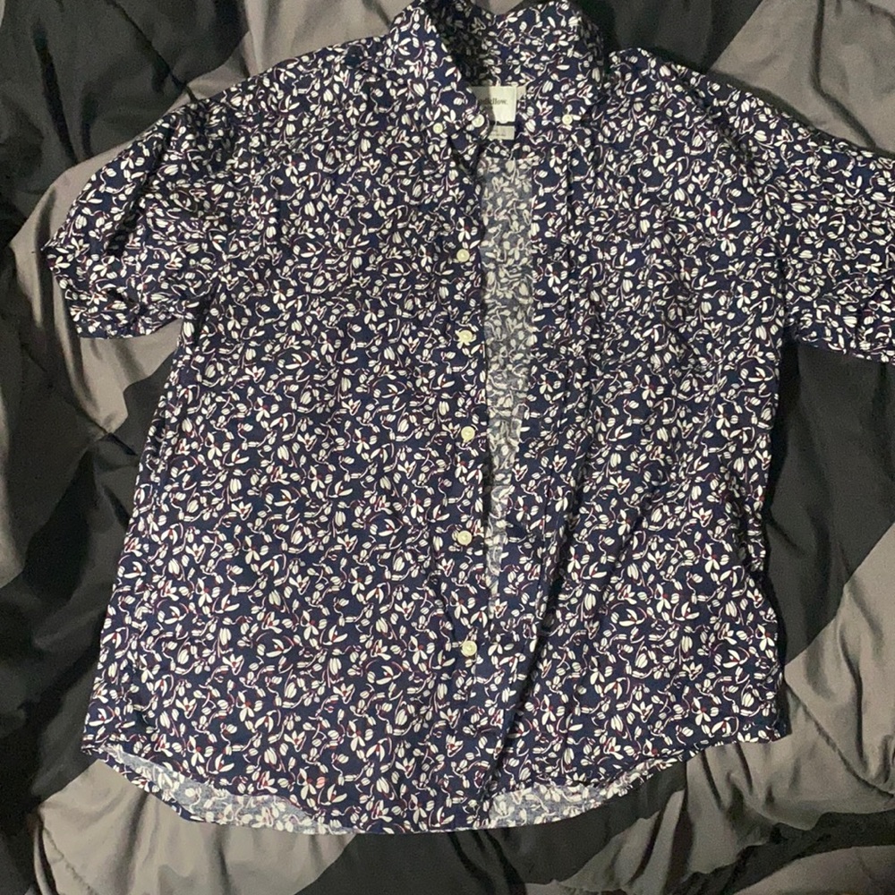 Flowered shirt
